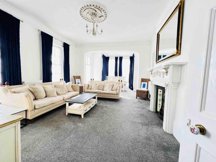 Flat 4 Marine Parade House, 1 East Cliff- Next To Dover Port, White Cliffs, Beach, Castle Extérieur photo