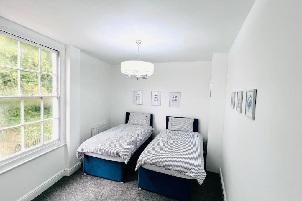 Flat 4 Marine Parade House, 1 East Cliff- Next To Dover Port, White Cliffs, Beach, Castle Extérieur photo