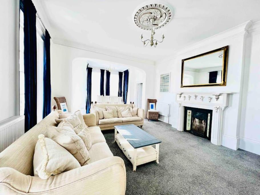 Flat 4 Marine Parade House, 1 East Cliff- Next To Dover Port, White Cliffs, Beach, Castle Extérieur photo